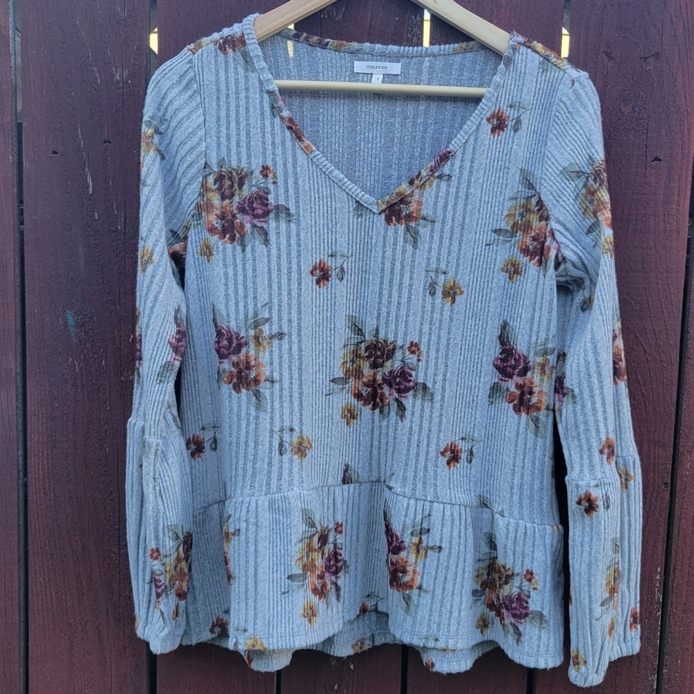 Maurices Floral Ribbed Waffle Knit Peplum Top Grey V-Neck Balloon Sleeve Sz M